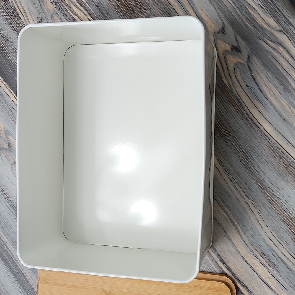 Bread box - Picture 6 of 11